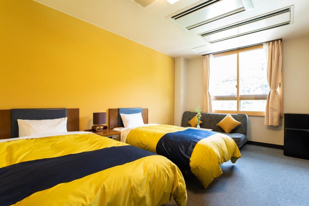 ยูโตเรโละ บันไดอาตามิ Hotel โคริยามะ ภายนอก รูปภาพ